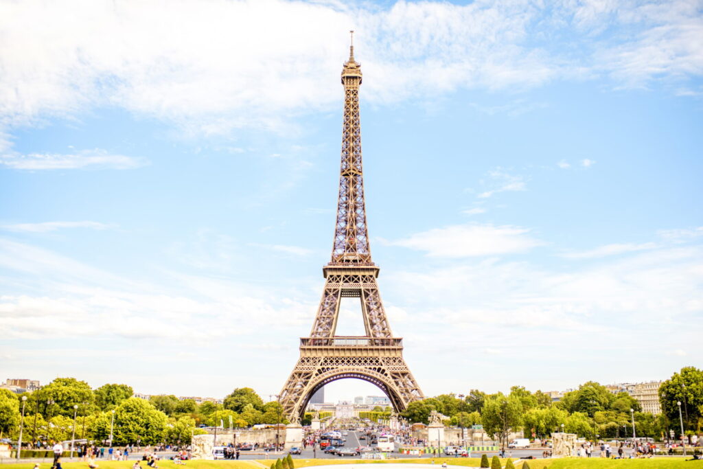 Los imprescindibles de París: Eiffel tower in Paris